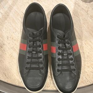 GUCCI Men's Black Leather Low-Top Sneakers